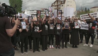Прв протестен марш во Скопје на семејствата на настраданите во кочански „Пулс“