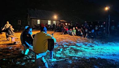 Магија на 2218 мнв на Пелистер, изведена претставата „Ноќта кога ја убив месечината“