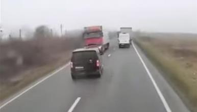 Фото: Во страшна сообраќајка во Романија загинаа седум навивачи на ПАОК