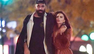 Емили Ратајковски објави дека е во врска со поранешниот на Дуа Липа и Рита Ора (ФОТО)