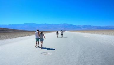 Научниците снимиле чуден феномен во Долината на смртта- предупредуваат дека стигнале и првите сфинги (ВИДЕО)