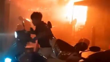 Огромен пожар избувна во бар во Бангкок, најмалку 27 загинати, а осум се тешко повредени