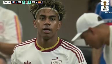 Видео: Јамал видно уморен и исцрпен по дуелот против Франција 