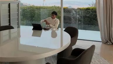 Драма на Јамал по натпореварот: Додека прославуваше пласман во финалето, крадци ја нападнаа вилата што ја купи пред Мундијалот 