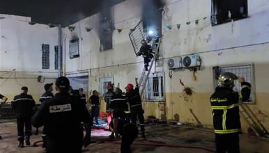 Најмалку 11 загинати во пожар во дом за згрижување во Алжир, пожарникарите со часови неуспешно се бореле (ВИДЕО) 