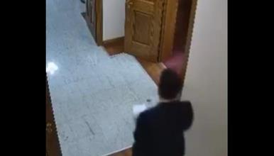 Опозициски пратеник во Албанија украде доверлив документ поврзан со воениот договор меѓу Албанија и САД