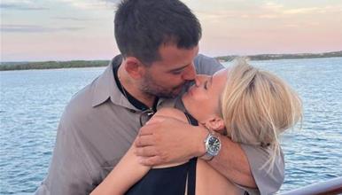 Анѓелка Стевиќ Жугиќ објави 20 романтични фотографии со сопругот: „На моето момче му е роденден“