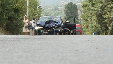 19 годишник со мотоцикл загина при судир со автомобил Алфа Ромео со италијански ознаки на ул. Радишанска 