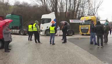 Транспортерите следниот понеделник излегуваат на протест пред делегацијата на ЕУ во Скопје