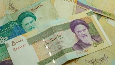 Иранската валута падна на рекордно ниско ниво- за еден долар се потребни над 2 милиона ријали 