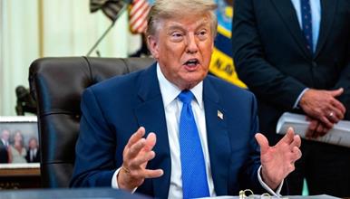 Трамп најави нови царини за Канада- двојно повеќе за сите автомобили, камиони , автоделови...
