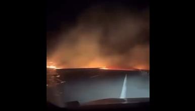 Пожар на експресниот пат Штип- Кочани, сообраќајот во прекин (ВИДЕО) 