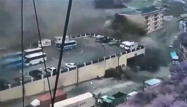 Неколку стотици исчезнати во ненадејни поплави и лизгање на земјиштето во Непал, на границата со Тибет