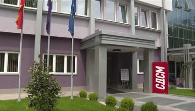 СДСМ: Мицкоски договорил дата центи – само кога граѓаните би знаеле со кого?