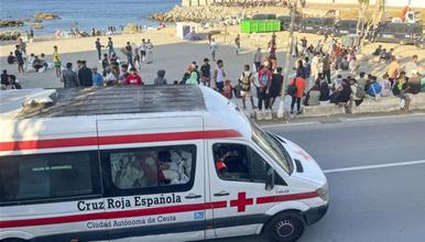 Шпанија побара помош од ЕУ за обработка на податоците за мигрантите на Сеута