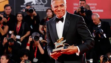 Џорџ Клуни во Венеција доби Златен лав за животно дело 