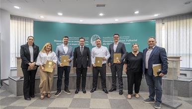 Министерот Серафимовски потпиша девет договори за промоција на домашното производство и развој на руралните средини