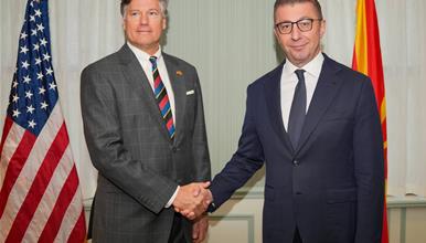 Мицкоски се сретна со Ландау:  Разговаравме за можностите за унапредување на соработката во повеќе области