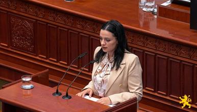 Златеска: Владата активно се справува со предизвиците од светската криза