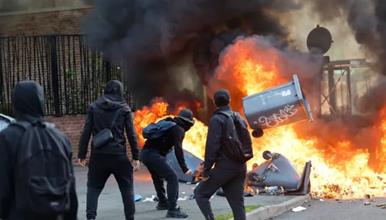 Епилог на ученичките и студентските протести во Франција: Илјадници уапсени, стотици повредени полицајци (ВИДЕО)