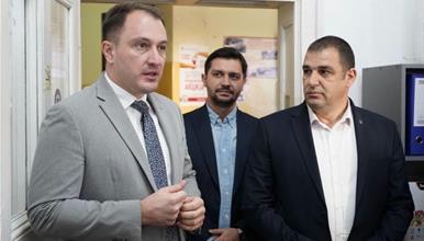 Андоновски: Нашата цел е електронските услуги да стигнат до секој граѓанин