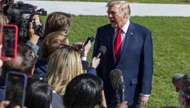 Трамп: Нема да го нападнеме Иран пред американските избори 