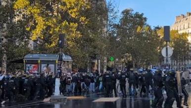 Меланшон; „Бастилја повторно освоена“ по големиот студентски митинг во Париз