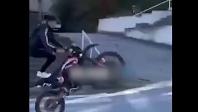 Идентификуван и санкциониран малолетник кој управувал мотоцикл на едно тркало во Штип