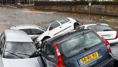 Расте бројот на жртви во невремето во Шпанија