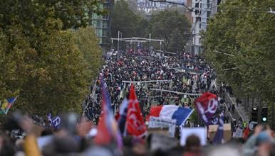 Војска на улиците на Париз и Милано, десетици илјади протестираат- Ова ќе биде долг ден, вели министерот Нуњез (ВИДЕО)