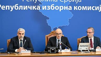 До 12 часот гласале 35,1 процент од гласачите во Србија 