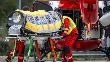 Жена со ебола пренесена во Швајцарија, има сомнеж за уште еден случај