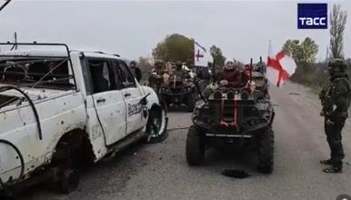 Видео: Започна евакуацијата на жителуте на Олешки во регионот Херсон 