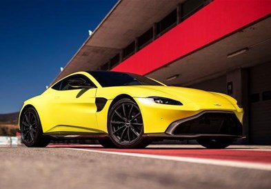 Првиот Aston Martin Vantage се симна од производната трака (ФОТО)