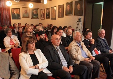 Наградите на ДПМ „Книжевен жезол“ врачени на поетите Видичевски и Добре