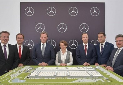 Мерцедес гради фабрика во Полска, ќе произведува најмодерни мотори!!