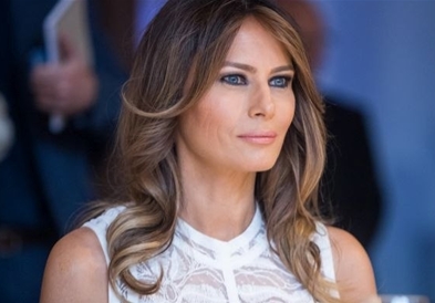 Прв пат во вакво издание – Меланија Трамп во проѕирен фустан
