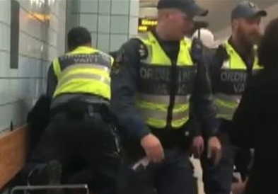 Од воз во Шведска полицијата исфрли бремена жена (ВИДЕО)