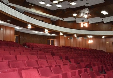 Премиера на тетовското драмско студио „Летечка театарска трупа"