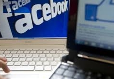 Коосновачот на „Фејсбук“ повикува на разбивање на социјалната мрежа