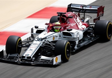Синот на Шумахер тргна од 18. позиција и ги воодушеви гледачите