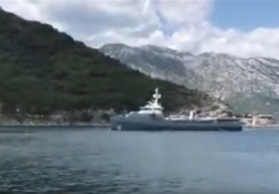 Видео: Јахтата на Бил Гејтс во Котор