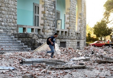 Повеќе од 100 повредени во синоќашните земјотреси во Албанија