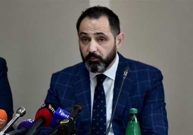 Црногорскиот министер за туризам поднесе оставка поради корупција