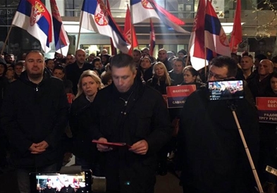 Опозиционерите ја блокираа РТС , бараат директно вклучување во програмата 