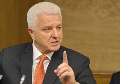 Црногорскиот премиер му се закани на митрополитот Амфилохие: Ова ви е последна опомена !