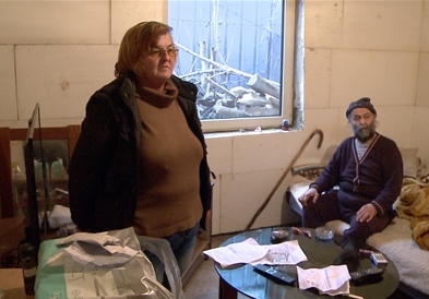 Скопјанка една година сама се грижи за болниот татко, државата за одбила за надомест за нега 