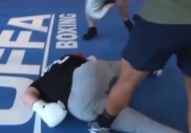 Видео: Јутјуб ѕвезда во ринг со ММА борец!?