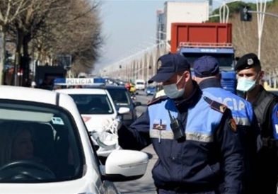 Албанија од денеска ќе почне со постепено олеснување на дел од рестриктивните мерки