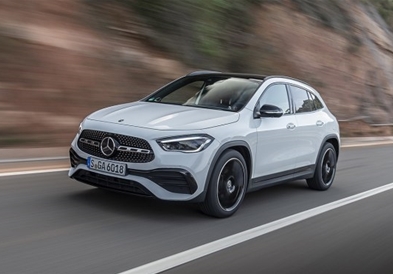 Фото: Новиот Мерцедес „GLA“ од сите агли